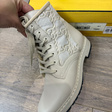 Ботинки • Fendi • Молочный