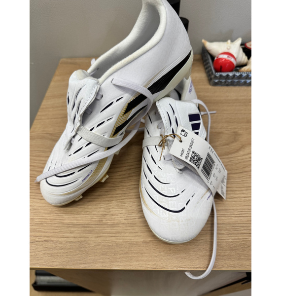 Бутсы • adidas • Белый