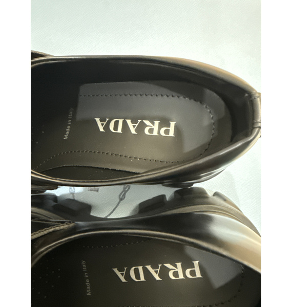 Лоферы • Prada • Черный