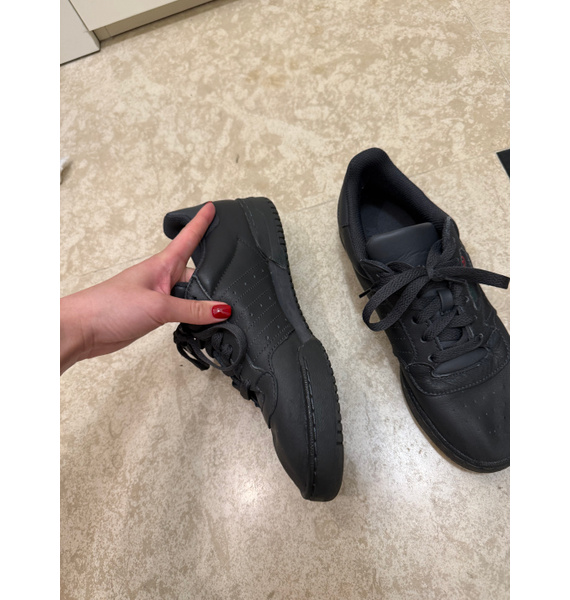 Кроссовки • Yeezy • Серый