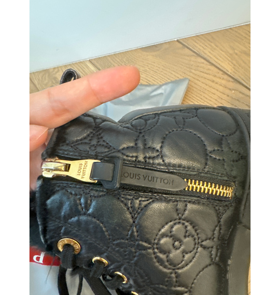 Ботинки • Louis Vuitton • Другое