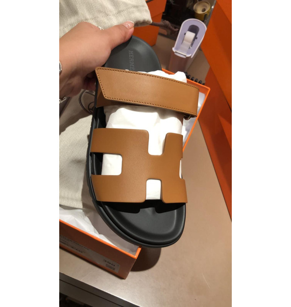 Шлепанцы • Hermès • Коричневый