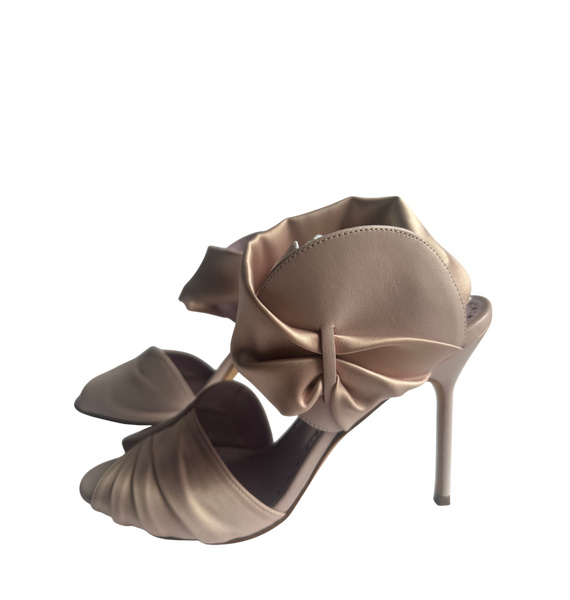 Босоножки • Manolo Blahnik • Розовый