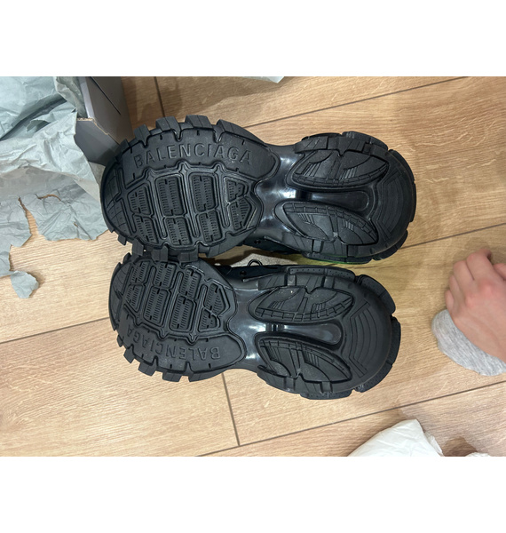 Кроссовки • Balenciaga • Черный