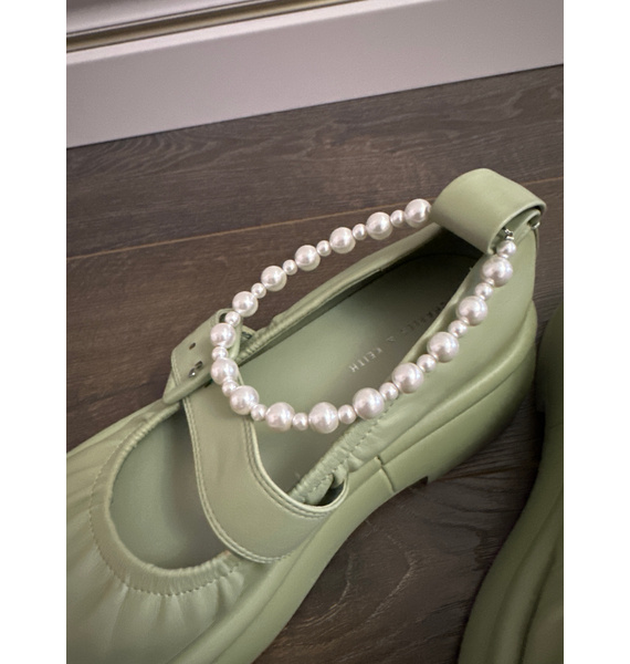 Сандалии • Charles & Keith • Салатовый