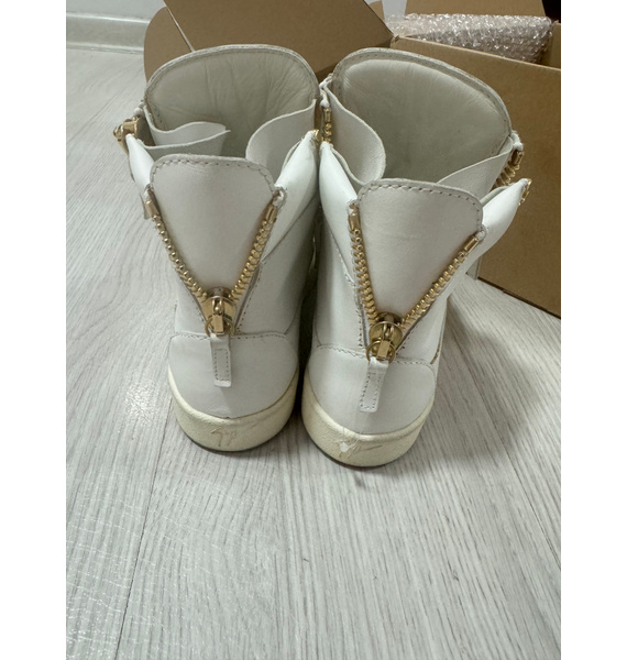 Кроссовки • Giuseppe Zanotti • Белый