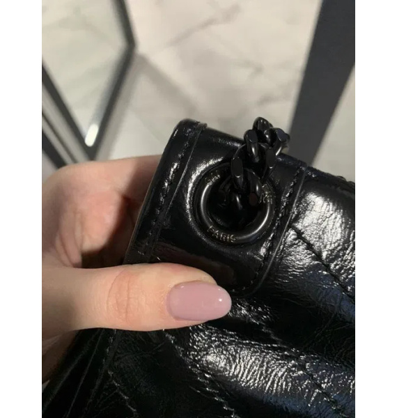 Сумка • Yves Saint Laurent • Черный
