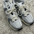 Кроссовки • New Balance • Серебряный