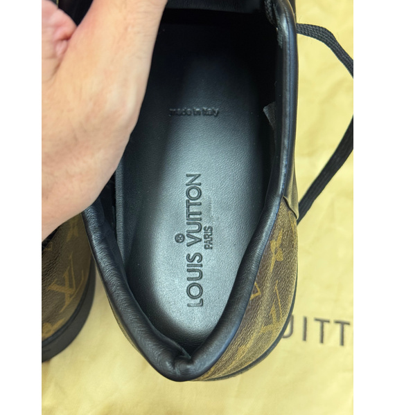 Ботинки • Louis Vuitton • Черный