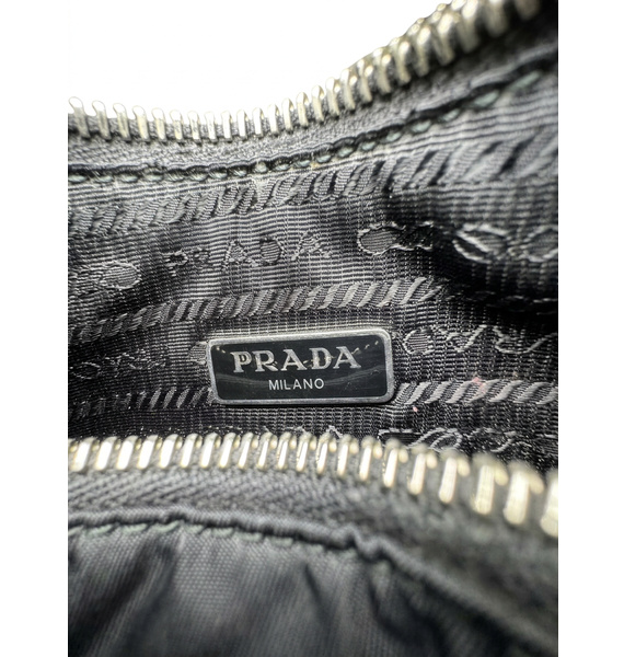 Сумка • Prada • Черный