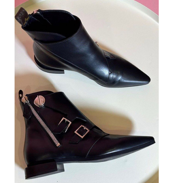 Ботинки • Louis Vuitton • Черный