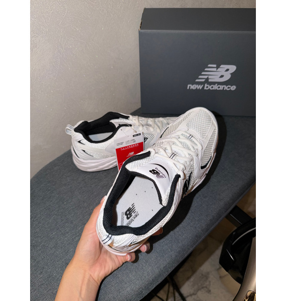 Кроссовки • New Balance • Черный