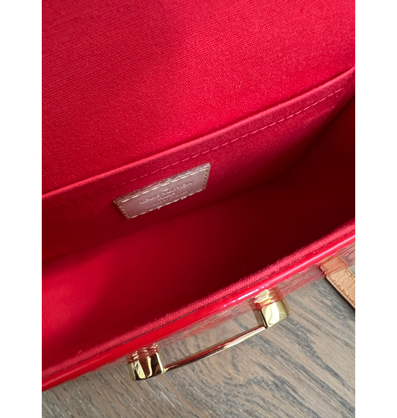 Сумка • Louis Vuitton • Коралловый
