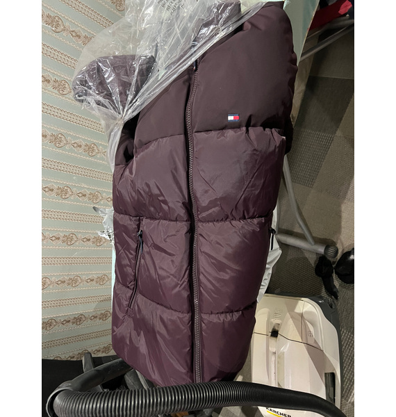 Куртка • Tommy Hilfiger • Бордовый