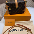 Сумка • Louis Vuitton • Коричневый