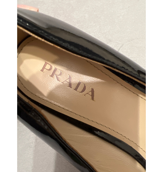 Балетки • Prada • Черный