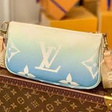 Сумка • Louis Vuitton • Голубой