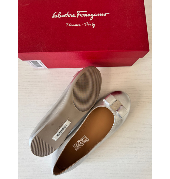 Туфли • Salvatore Ferragamo • Серебряный