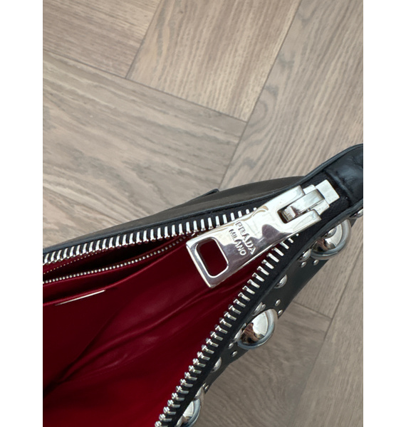Клатч • Prada • Черный