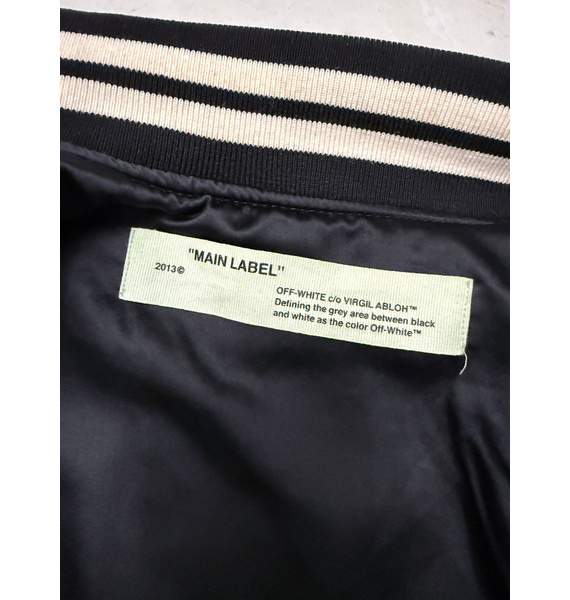 Куртка • Off-White • Черный