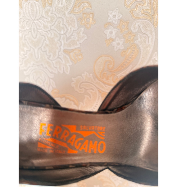 Туфли • Ferragamo • Коричневый
