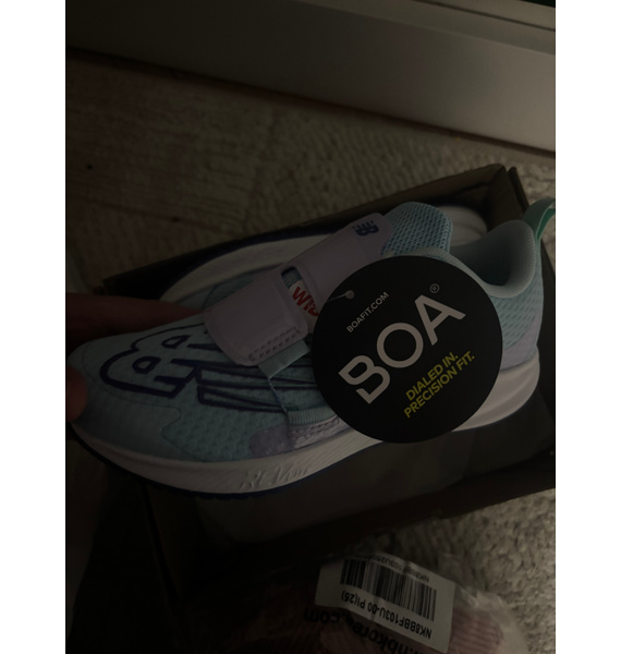 Кроссовки • New Balance • Мятный