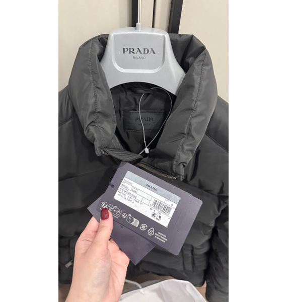 Пуховик • Prada • Черный