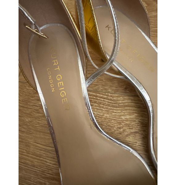 Босоножки • Kurt Geiger London • Золотой