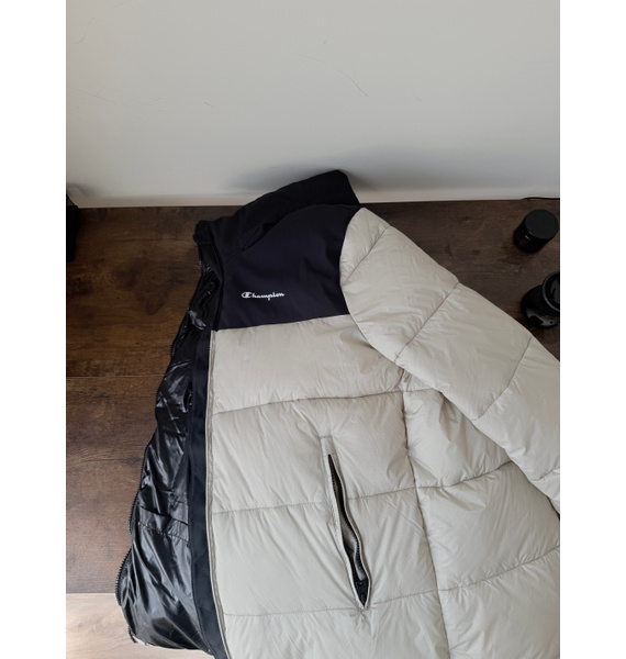 Куртка • Champion • Кремовый