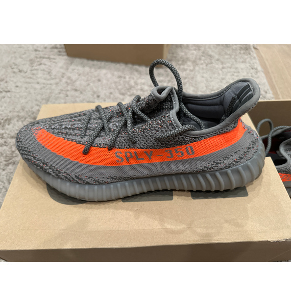 Кроссовки • Yeezy • Серый