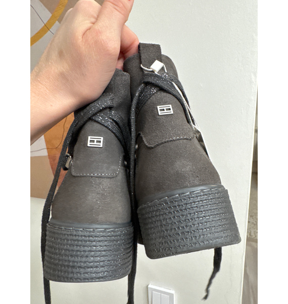 Ботинки • Tommy Hilfiger • Серый