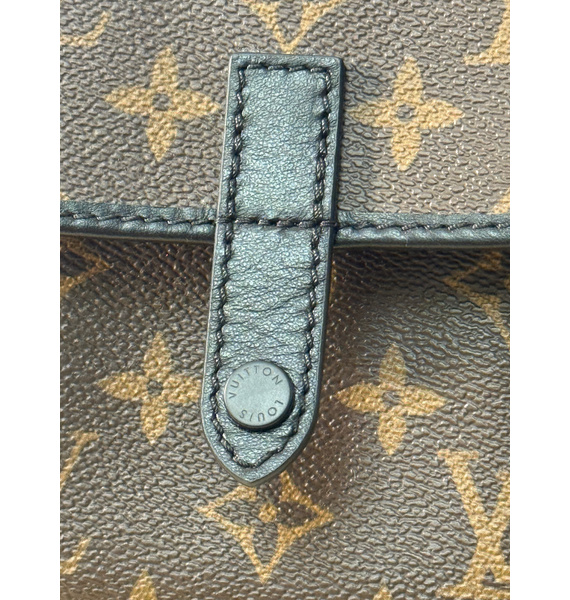 Сумка • Louis Vuitton • Коричневый