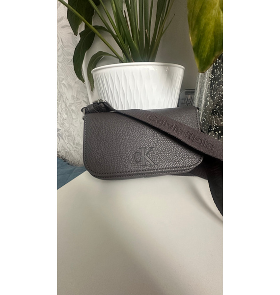 Сумка • Calvin Klein • Серый