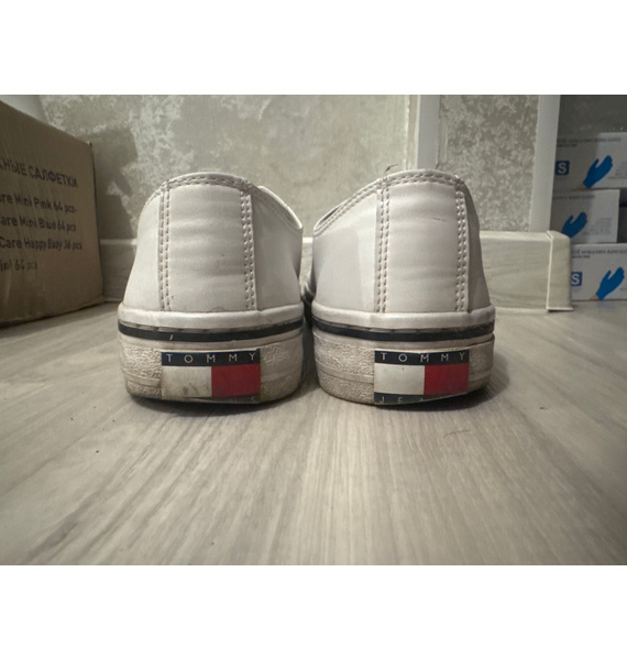 Джинсы • Tommy Jeans • Белый