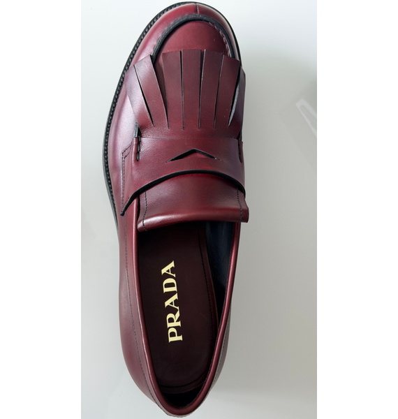 Туфли • Prada • Бордовый