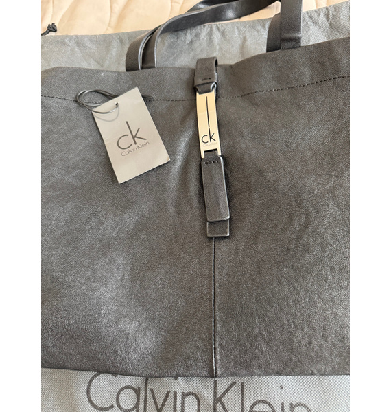 Сумка • Calvin Klein • Черный