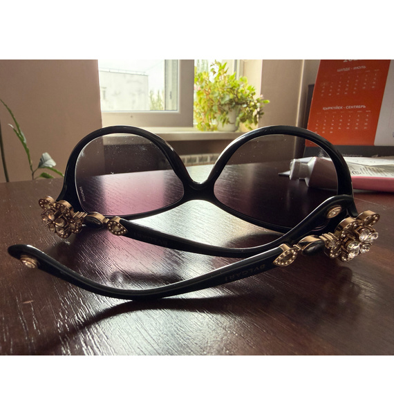 Солнцезащитные очки • Bvlgari • Черный