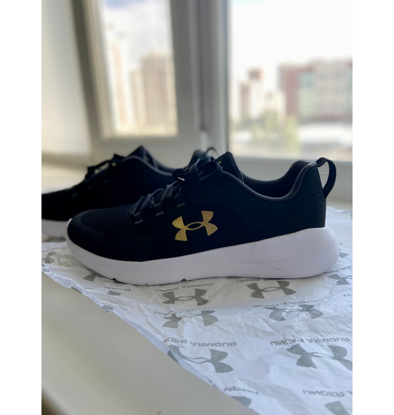 Кроссовки • Under Armour • Черный