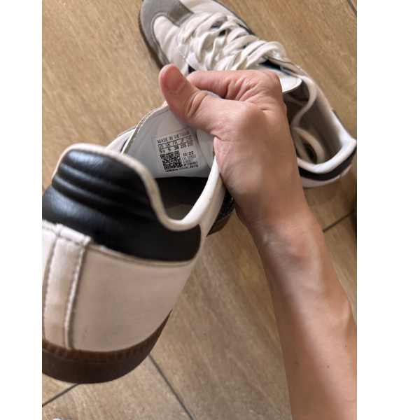 Кроссовки • adidas • Белый