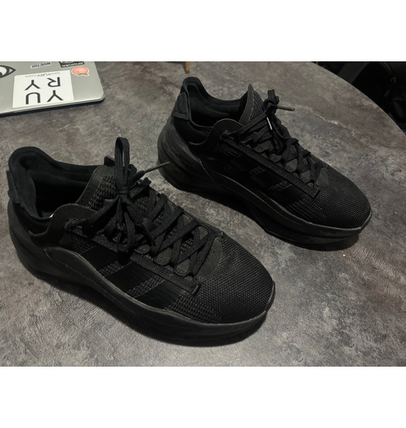 Кроссовки • adidas • Черный