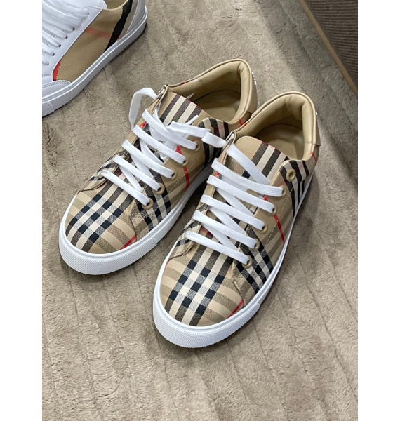 Кеды • Burberry • Мульти