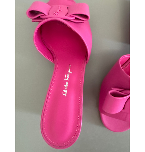 Шлепанцы • Ferragamo • Фуксия