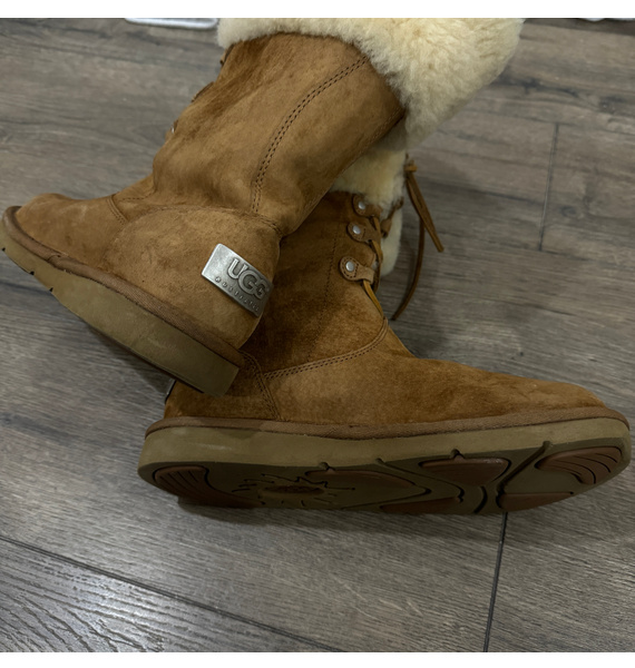 Сапоги • UGG • Бежевый
