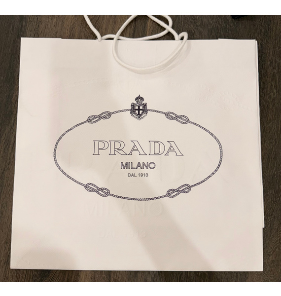 Шорты • Prada • Черный