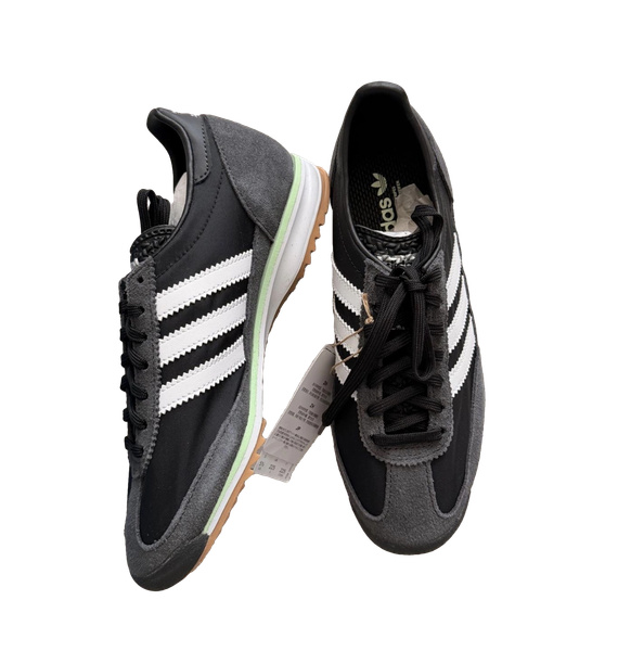 Кроссовки • adidas • Черный