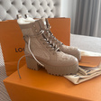 Ботинки • Louis Vuitton • Бежевый