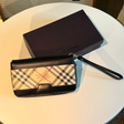 Клатч • Burberry • Бежевый