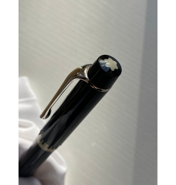 Ручка • Montblanc • Черный