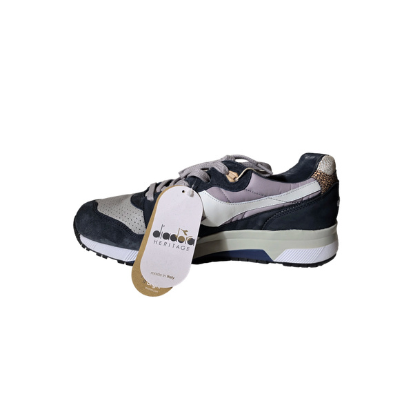 Кроссовки • Diadora • Серый