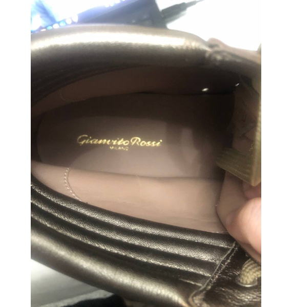 Кроссовки • Gianvito Rossi • Золотой
